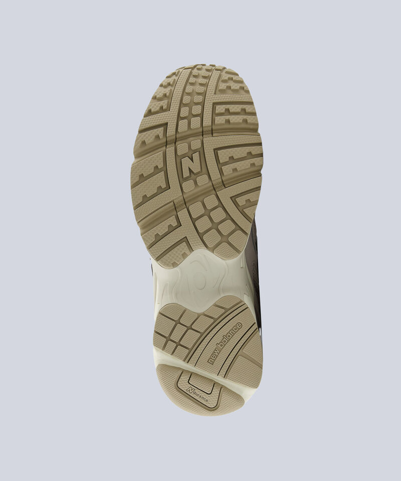 Tenis New Balance Para Hombre CafeClaro